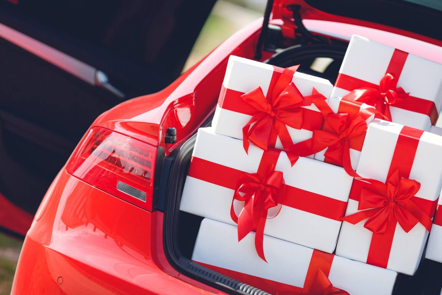 5 Car Gifts That Will Keep You Out of the Body Shop - Leons Auto Body